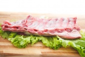 Рёбра свиные с мясом деликатесные изображение на сайте Михайловского рынка